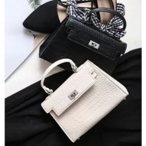 Elegant mini Bags/ 20*15*9cm